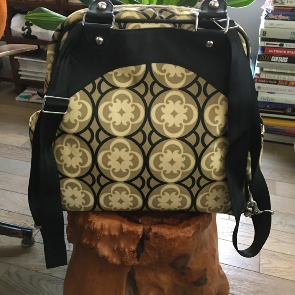PETUNIA PICKLE BOTTOM Sashay Satchel Diaper Bag